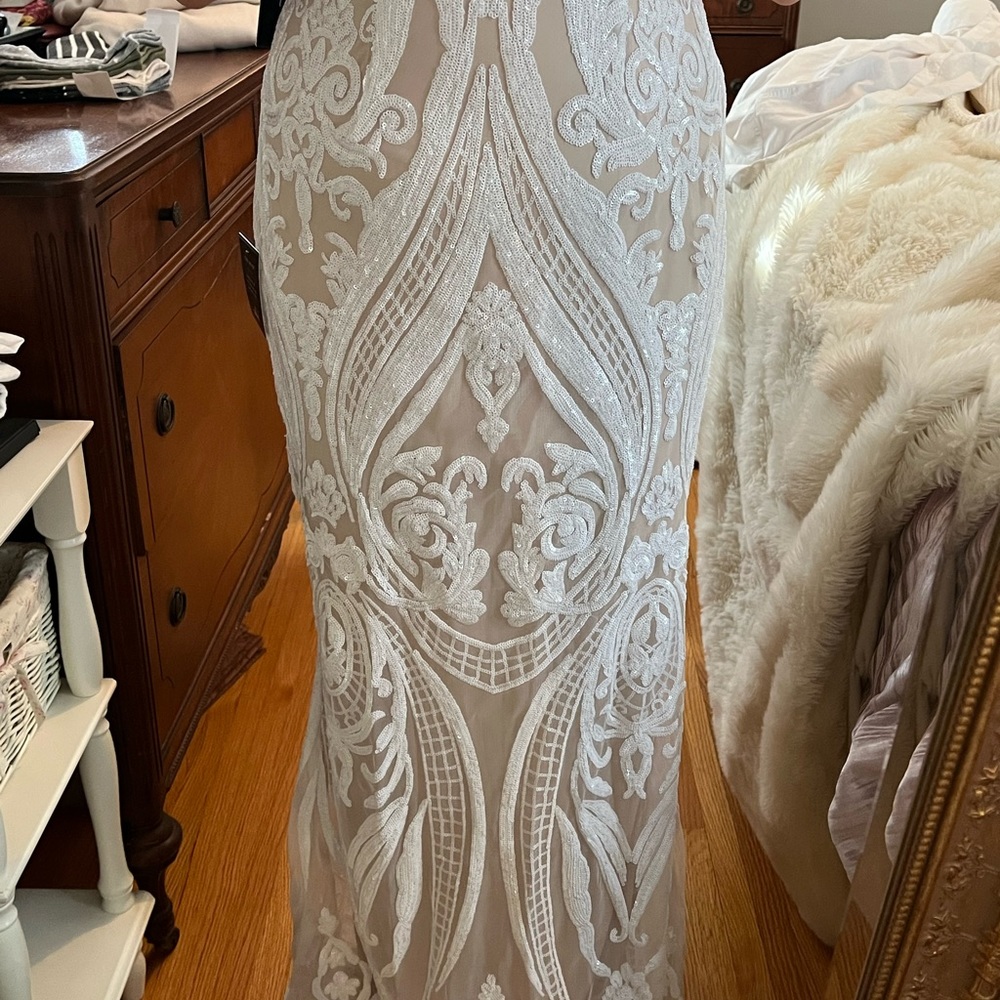 Lulu's White and Tan Wedding Dress - Picture 4 of 7